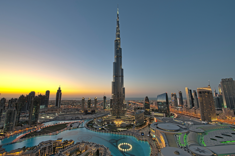 Burj Khalifa Dubai Tour – Touch the Sky